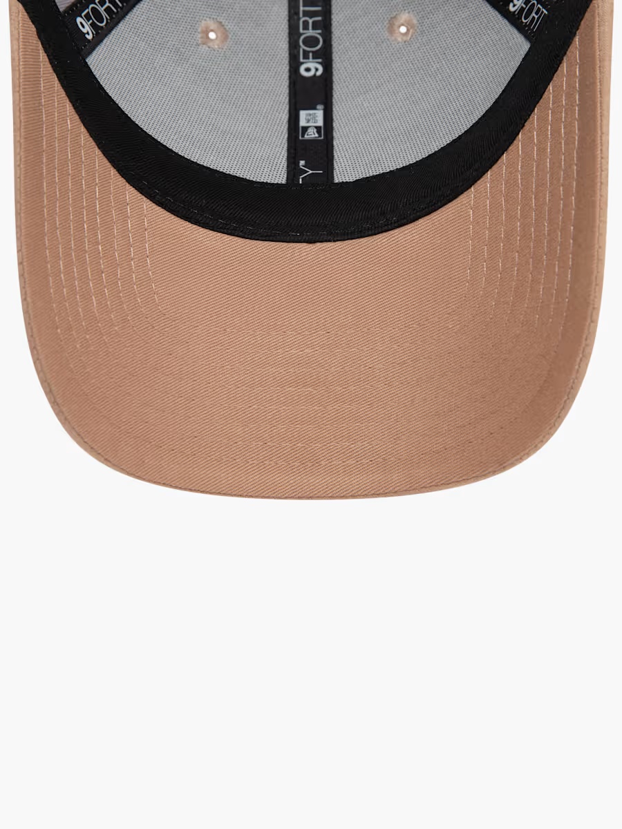 894-new-era-9forty-timeless-taupe-suede-cap-1.jpg